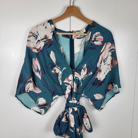 Yumi Kim Kimono Sleeve Floral Maxi Button Front Dress in Blushing Daisy | Large - Picture 5 of 6